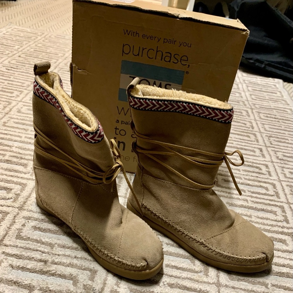 Tom’s Nepal Boots